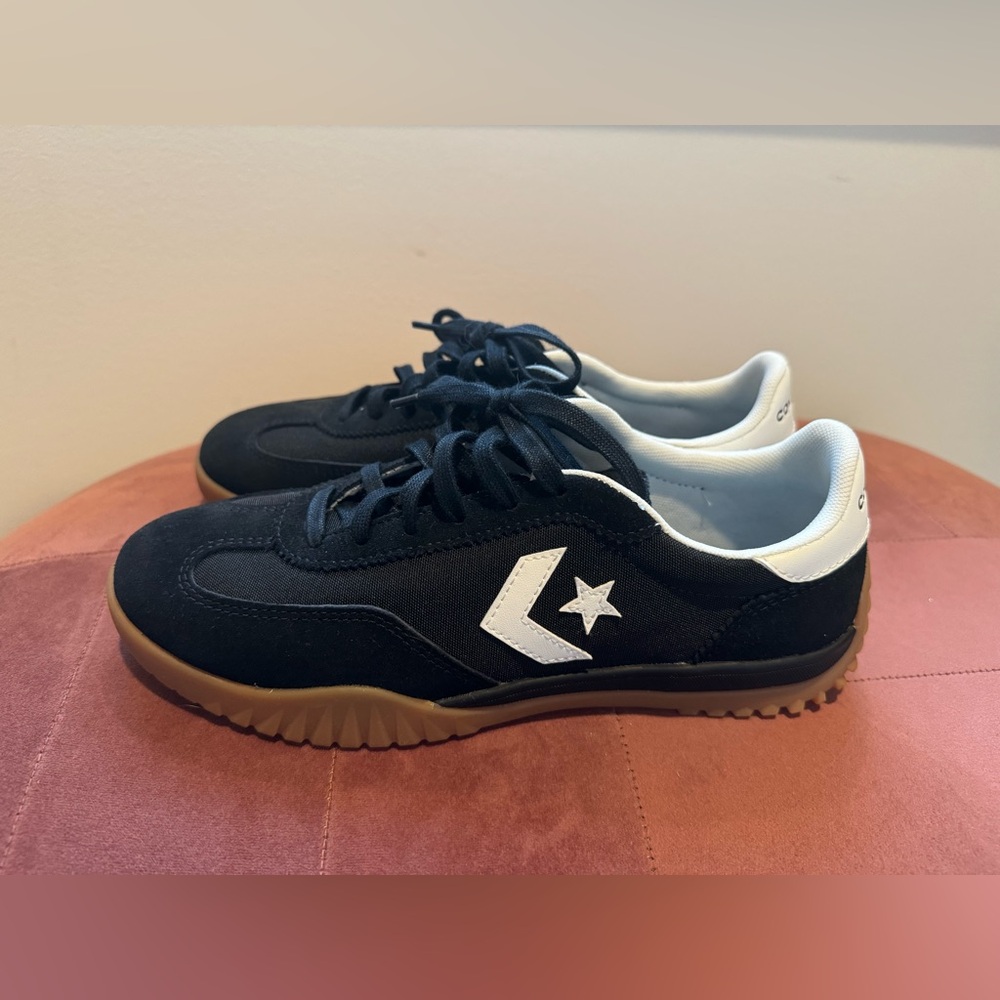 Converse Run Star Trainer- Black 8.5-NEW
